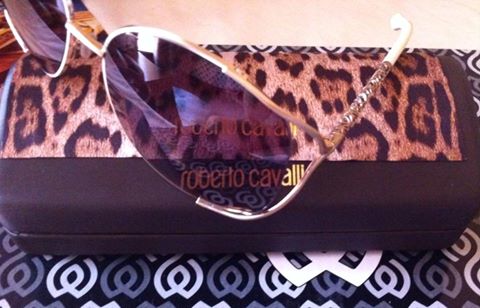 Laura Vanessa Nunes_Suicide at the Burj Khalifa_10153987_10152744804518633_1503846619358460616_n.jpg